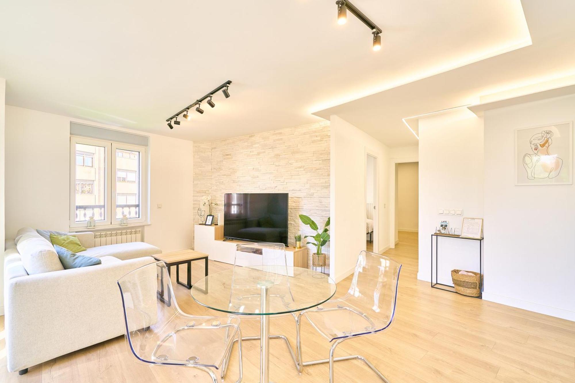 Apartamento Alojamiento Plaza La Fuente Centro *